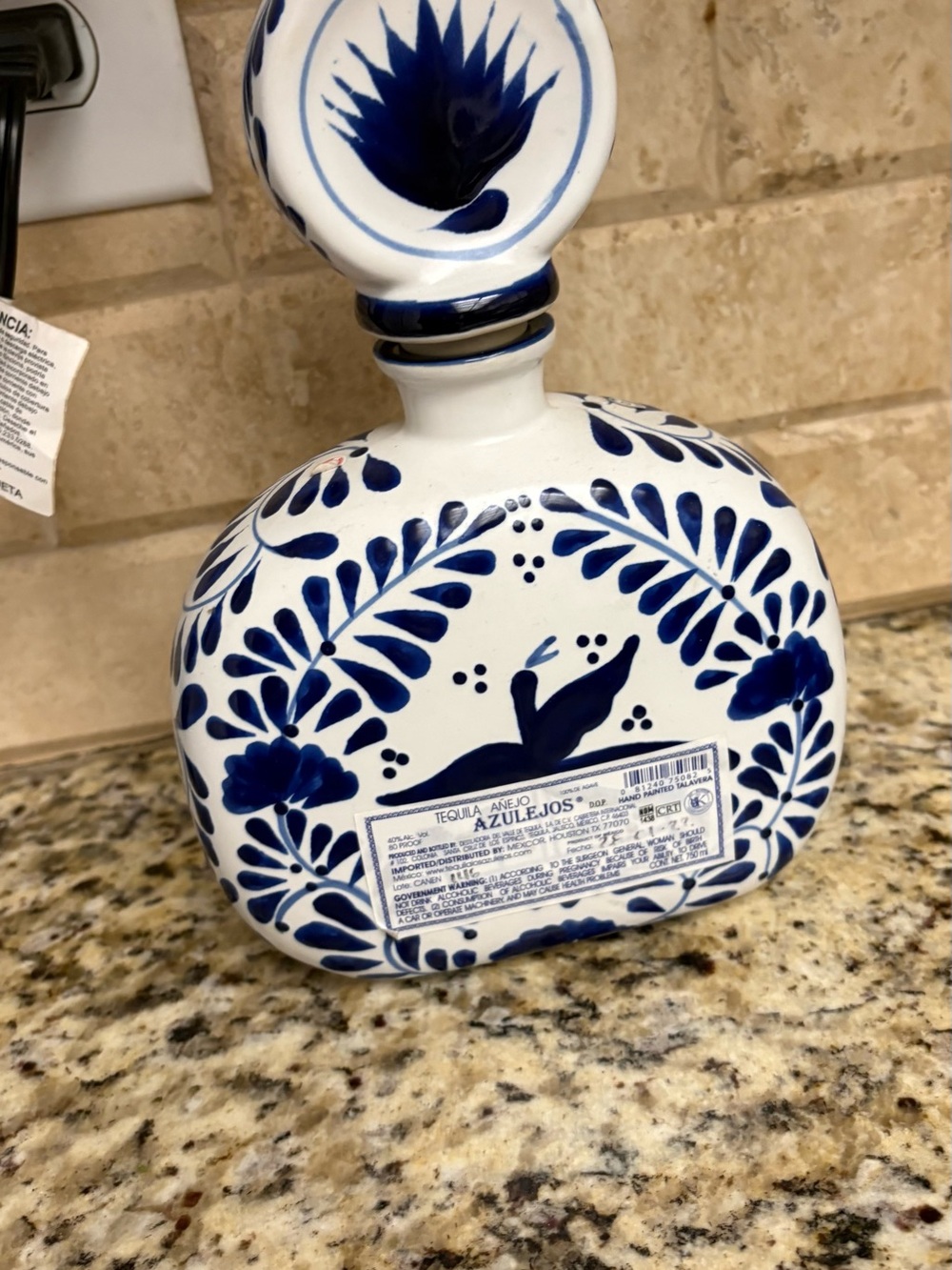 Ceramic Tequila Decanter – Blue and White Decorative Bottle